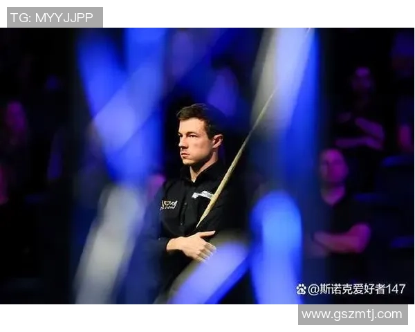 杰克足球明星的传奇之路与辉煌成就揭秘