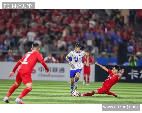 重庆足球队在足球团队协作排行榜中荣获第五名展现出强大团队精神与实力