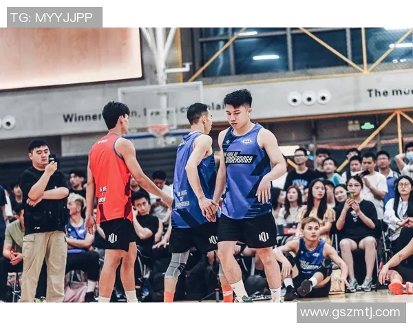 深圳篮球队荣登篮球配合排行榜第三名展现团队默契与实力 深圳篮球队荣登篮球配合排行榜第三名展现团队默契与实力