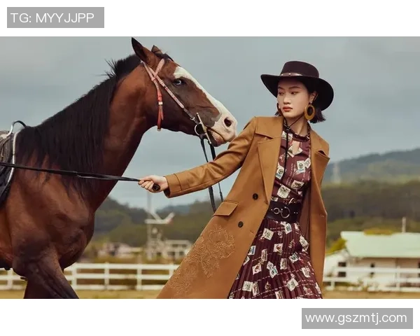 足球明星秋季时尚穿搭展示引领潮流的秋衣风格与魅力 足球明星秋季时尚穿搭展示引领潮流的秋衣风格与魅力